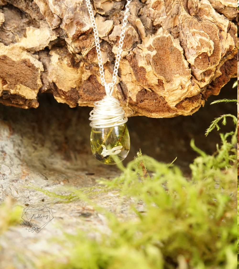 Small Forest Raindrop Silver Necklace